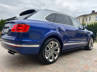 2017 Bentley Bentayga I, синий, 14500000 рублей, вид 4