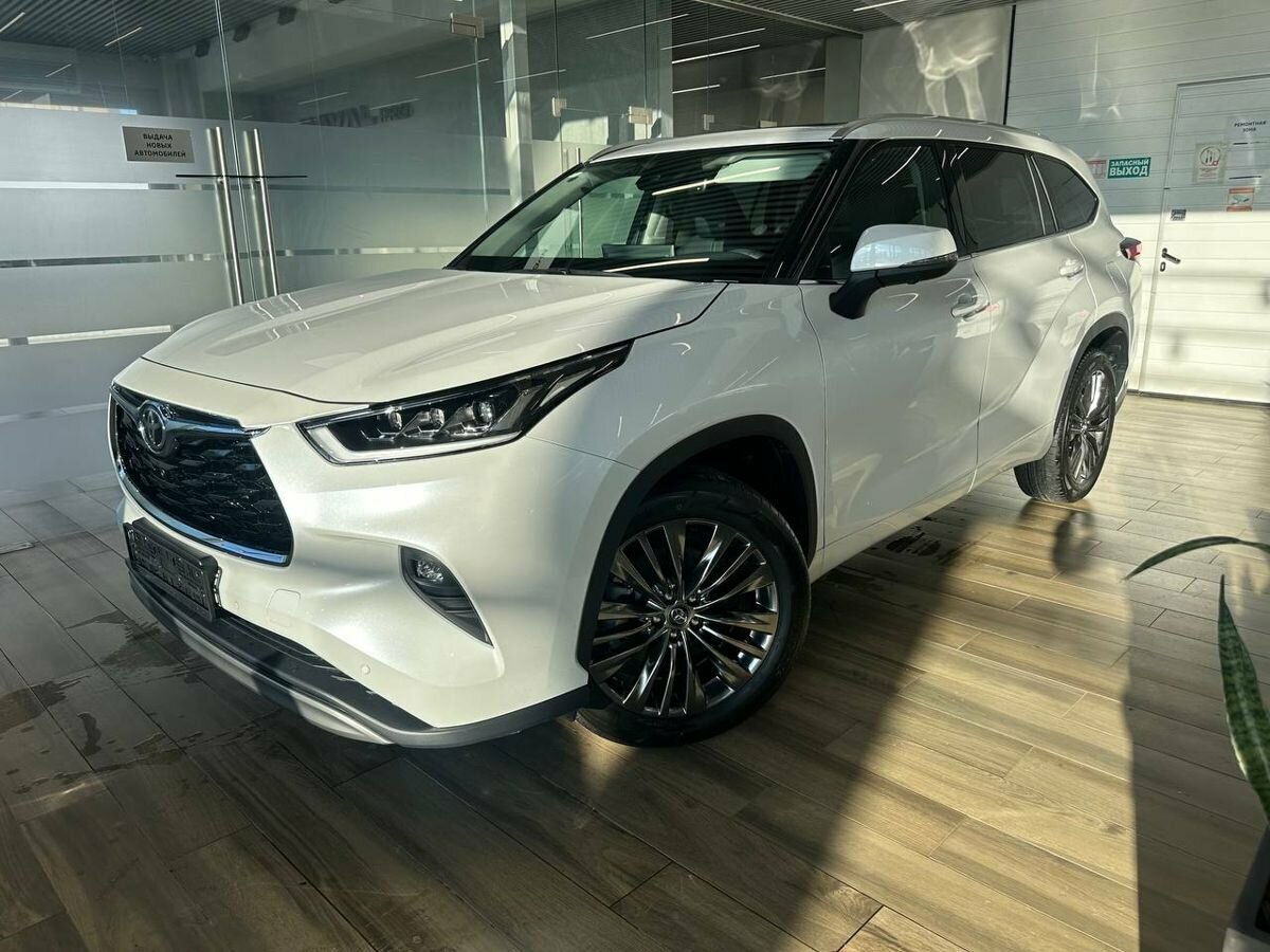 Toyota Highlander IV (XU70)