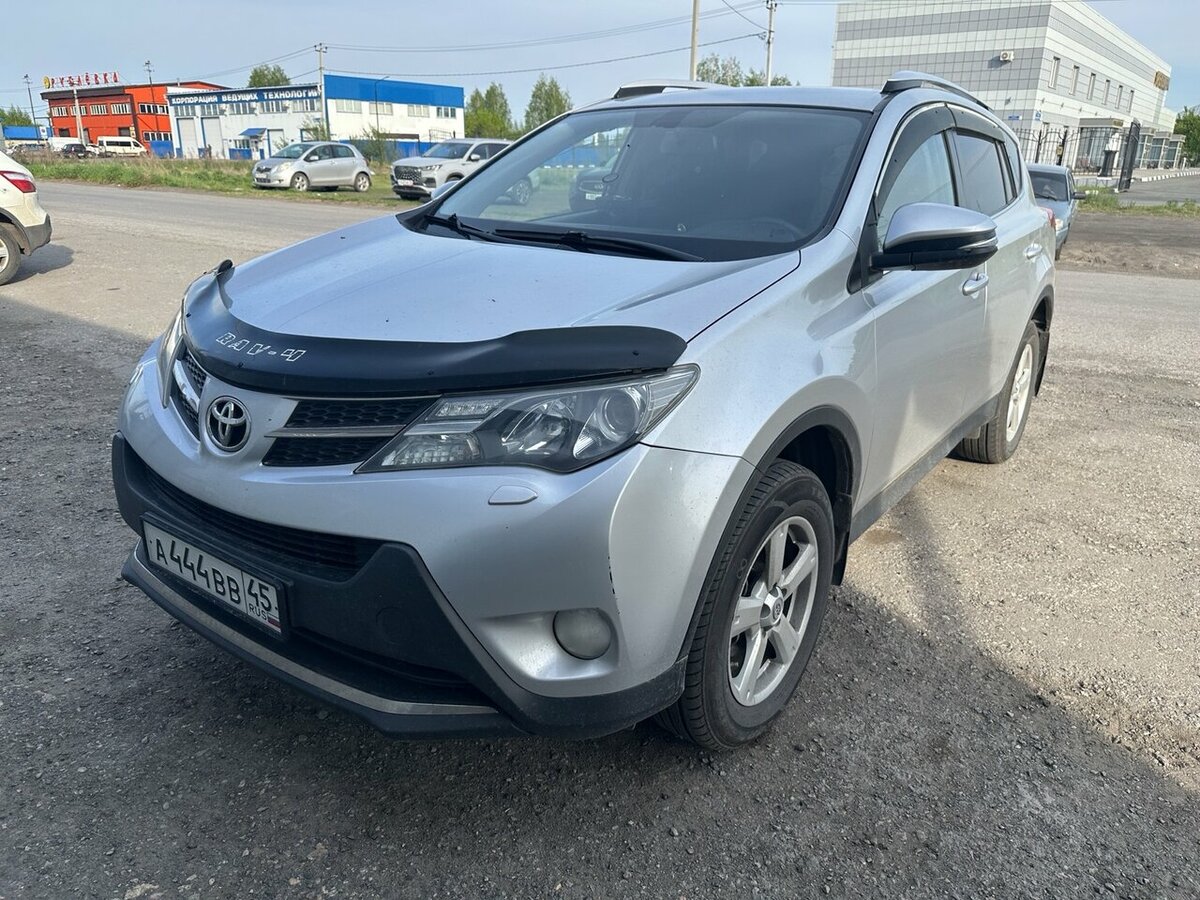Toyota RAV4 IV (XA40)