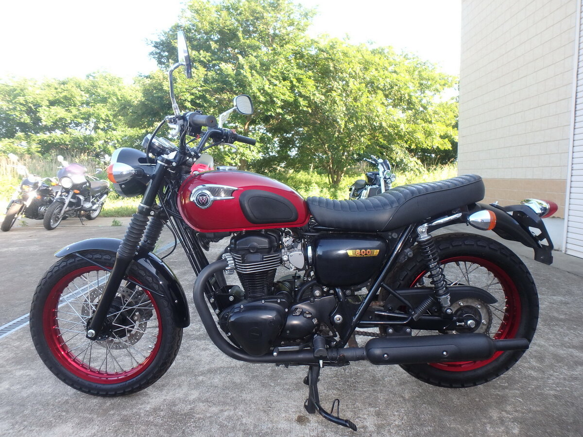 Kawasaki W 800