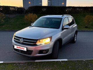 2011 Volkswagen Tiguan I Рестайлинг, серебристый, 858000 рублей, вид 1
