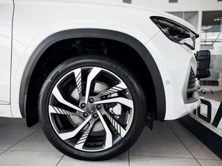 2026 Geely Monjaro I, белый, 4899990 рублей, вид 3