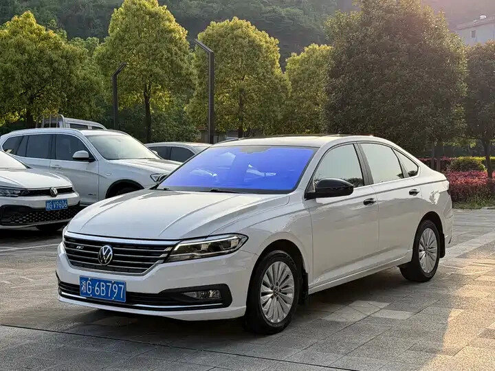 Volkswagen Lavida III
