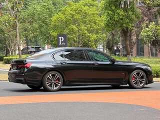 2021 BMW 7 серии 730i VI (G11/G12) Рестайлинг, чёрный, 5749548 рублей, вид 3