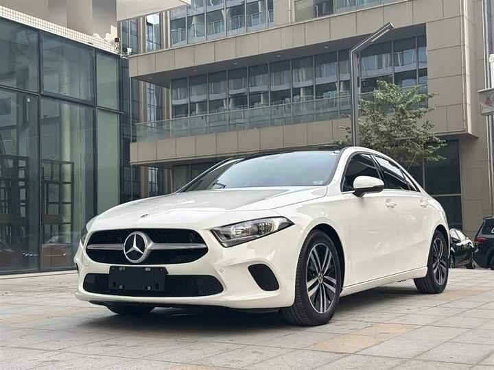 Mercedes-Benz A-Класс 180 Long IV (W177)