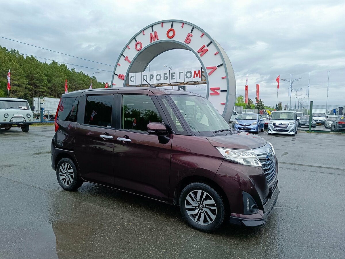 Toyota Roomy I