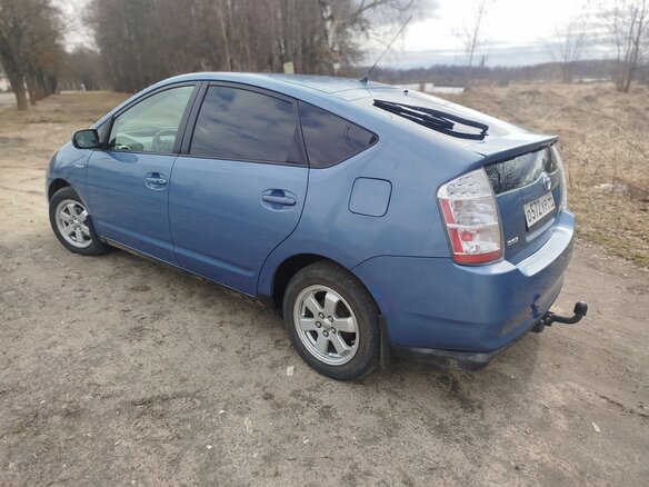 2007 Toyota Prius II Рестайлинг (XW20), голубой, 790000 рублей - вид 2