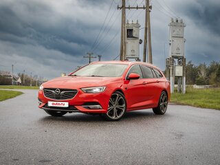 2017 Opel Insignia II, красный, 1750000 рублей, вид 1