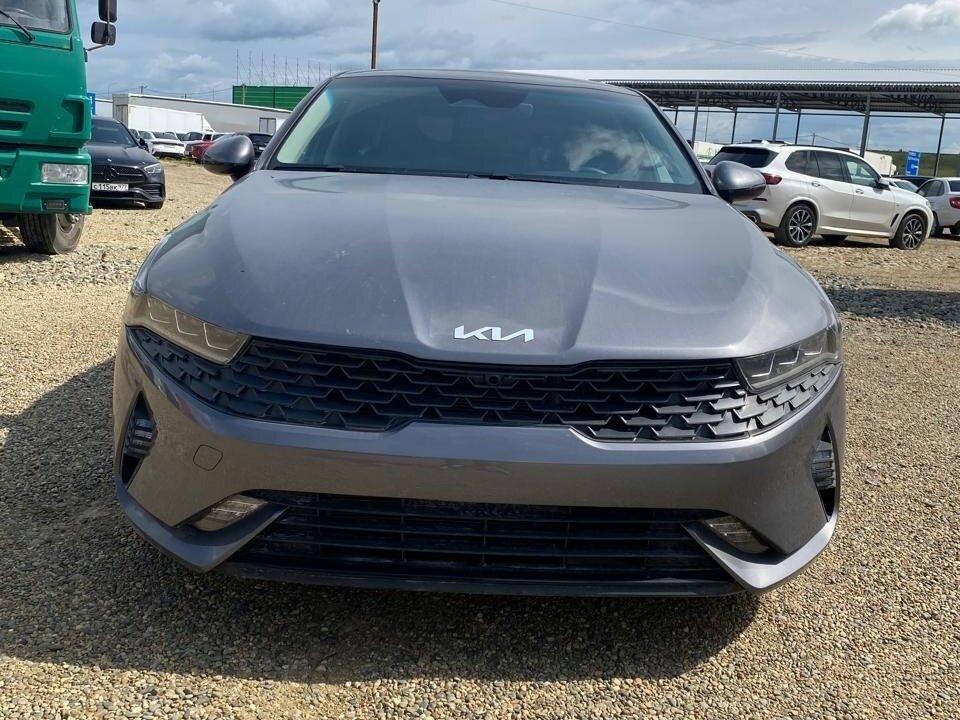 Kia K5 III