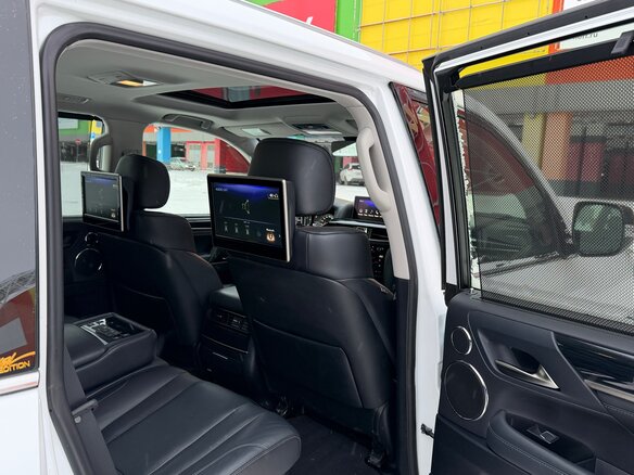 2017 Lexus LX 570 III Рестайлинг 2, белый - вид 23