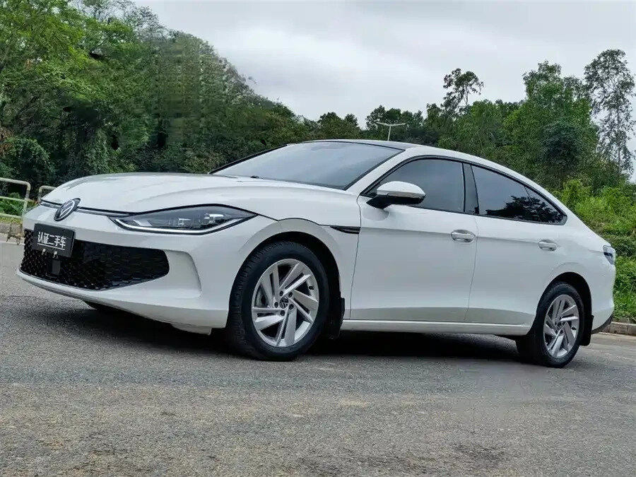 Volkswagen Lamando I Рестайлинг