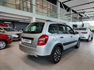 2026 Lada (ВАЗ) Granta Cross I Рестайлинг, серебристый, 1246000 рублей, вид 4