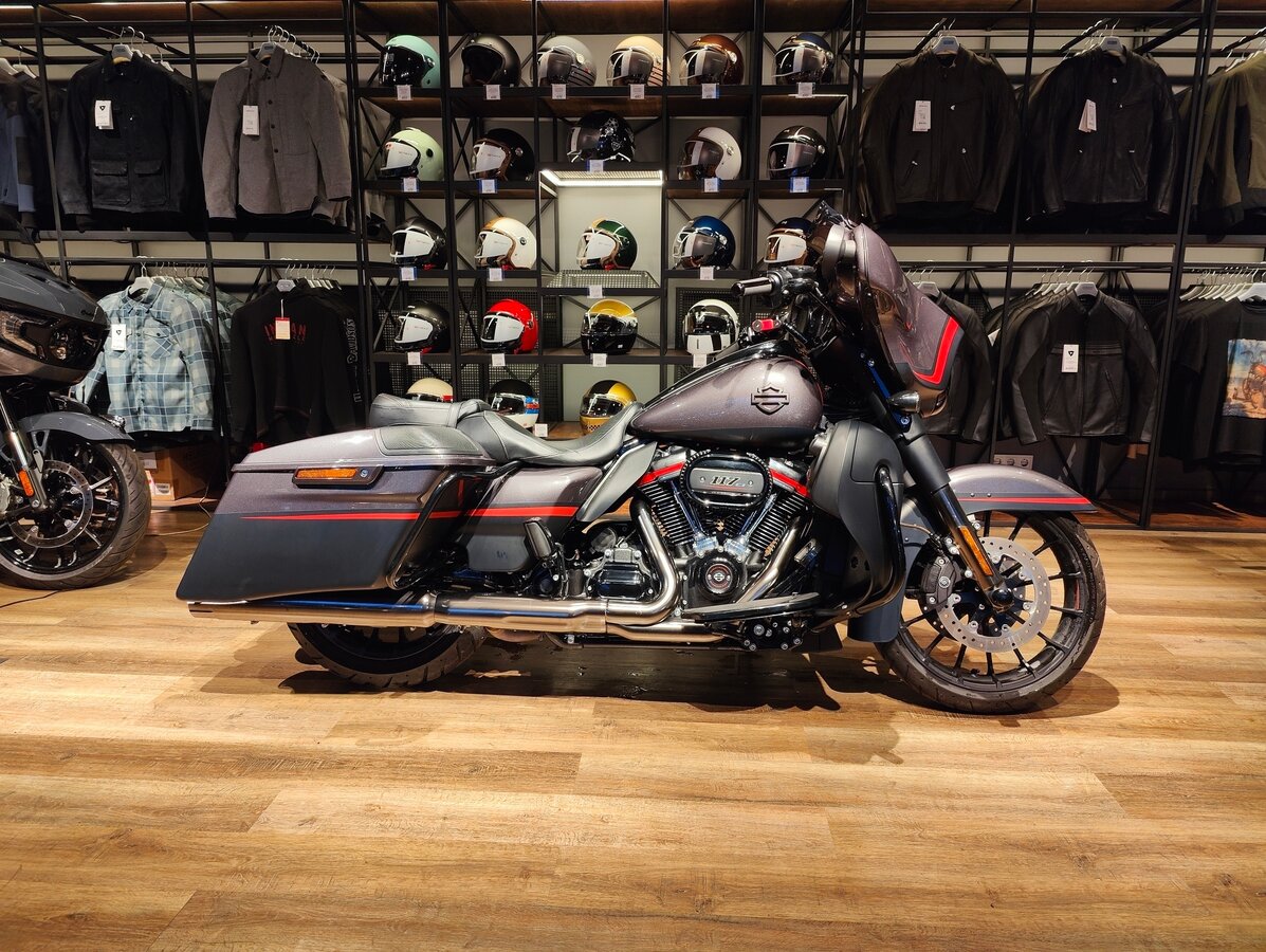 Harley-Davidson CVO Street Glide