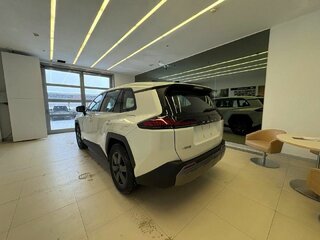 2025 Toyota RAV4 VI (XA60), белый, 4650000 рублей, вид 4