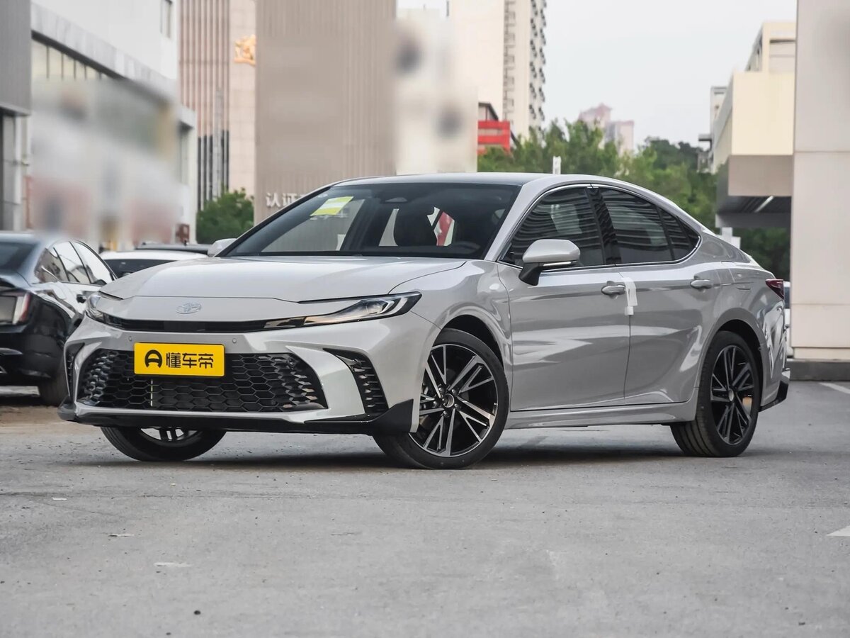 Toyota Camry IX (XV80) China Market