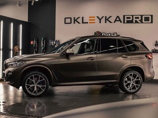2019 BMW X5 M50d IV (G05/G18), коричневый, 6600000 рублей, вид 4