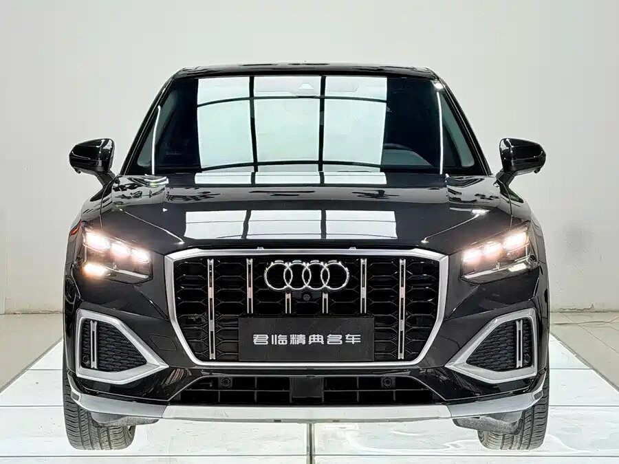 Audi Q2 L 35 TFSI I Рестайлинг