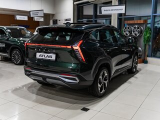2026 Geely Atlas II, зелёный, 4224990 рублей, вид 5