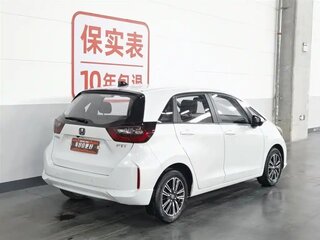2023 Honda Fit Crosstar IV Рестайлинг, белый, 1170000 рублей, вид 3
