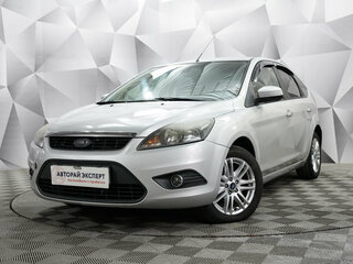 2010 Ford Focus II Рестайлинг, серебристый, 499000 рублей, вид 1
