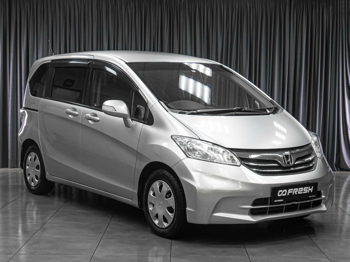 Honda Freed I Рестайлинг