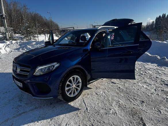 2017 Mercedes-Benz GLE 350 d I (W166), синий, 3690000 рублей - вид 2