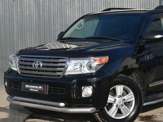 2013 Toyota Land Cruiser 200 Series Рестайлинг 1, чёрный, 3249999 рублей, вид 1