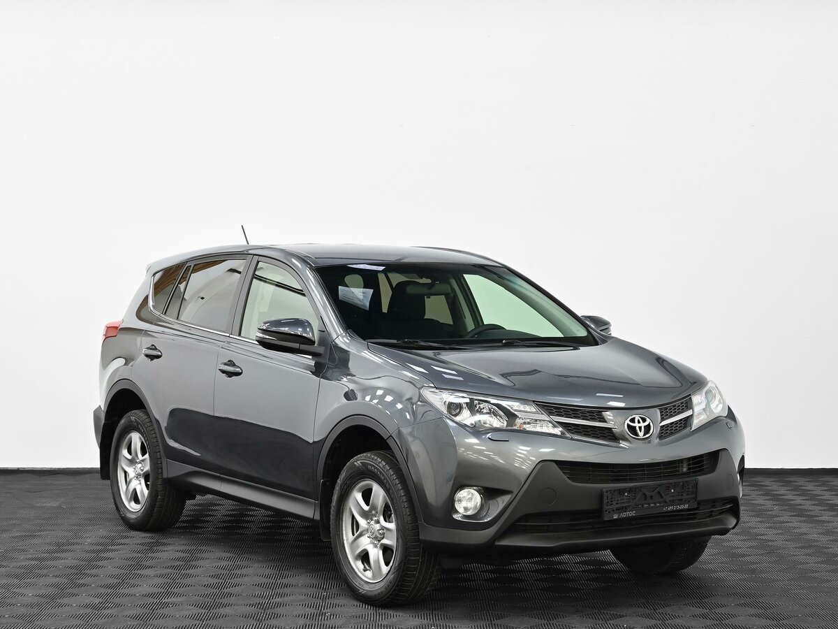 Toyota RAV4 IV (XA40)