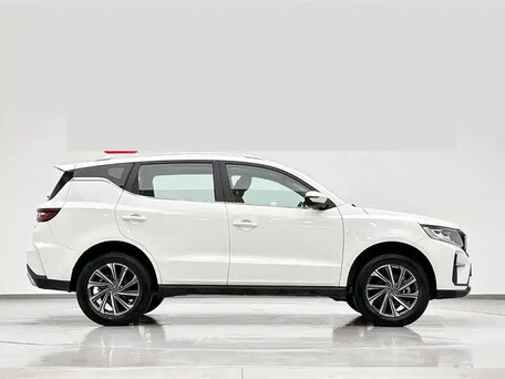 吉野ページ Купить б/у Geely Vision X6 Pro 2021-2024 1.4 AT (141 л.с.) бензин