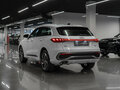 2025 Audi Q5 40 TDI III (GU), белый, 7900000 рублей - вид 4