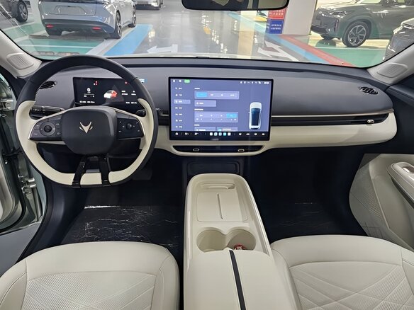 2025 Arcfox T1, серый - вид 1