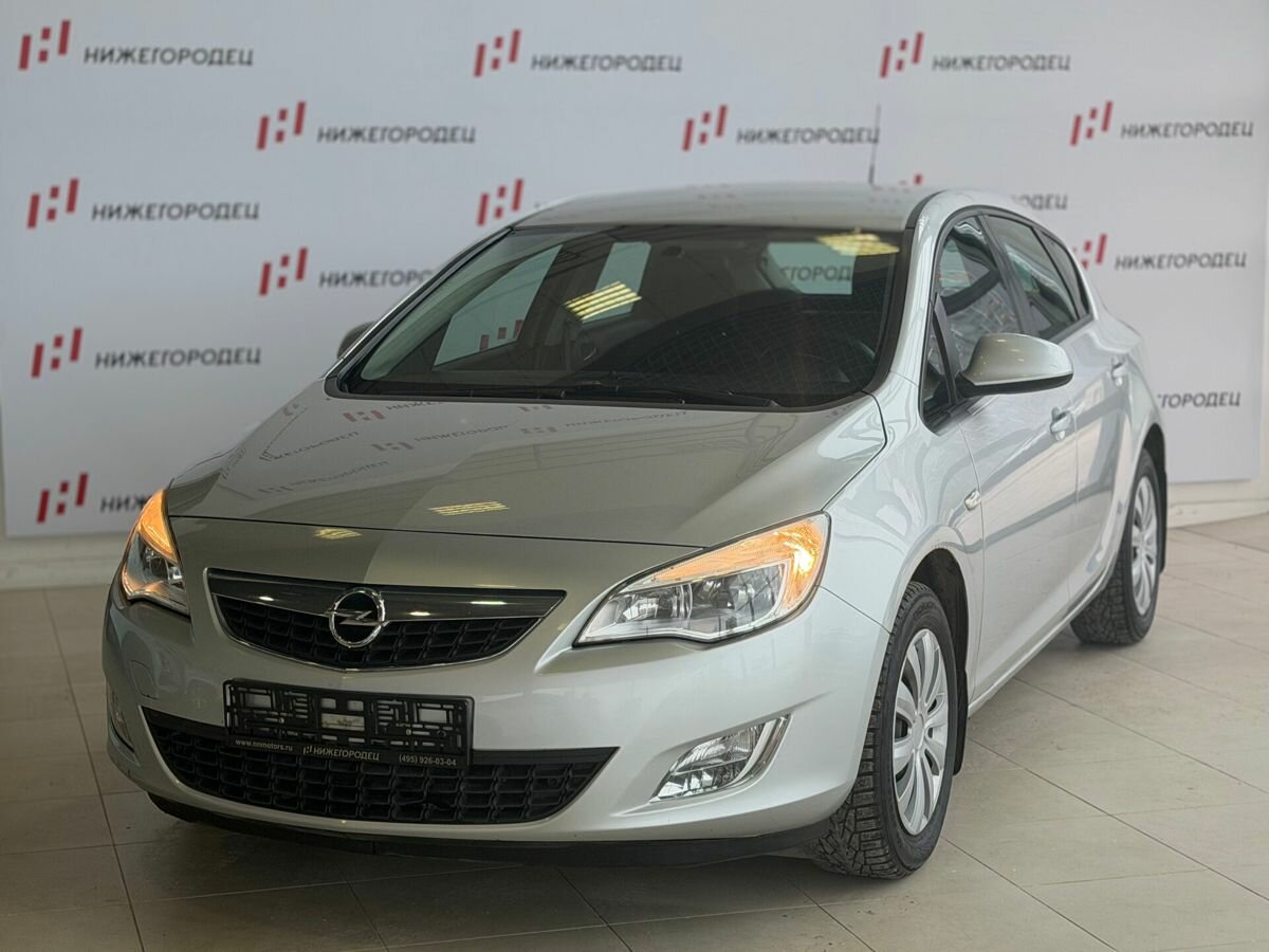 Opel Astra J
