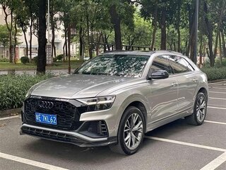 2021 Audi Q8 55 TFSI I (4M), серый, 5500000 рублей, вид 1