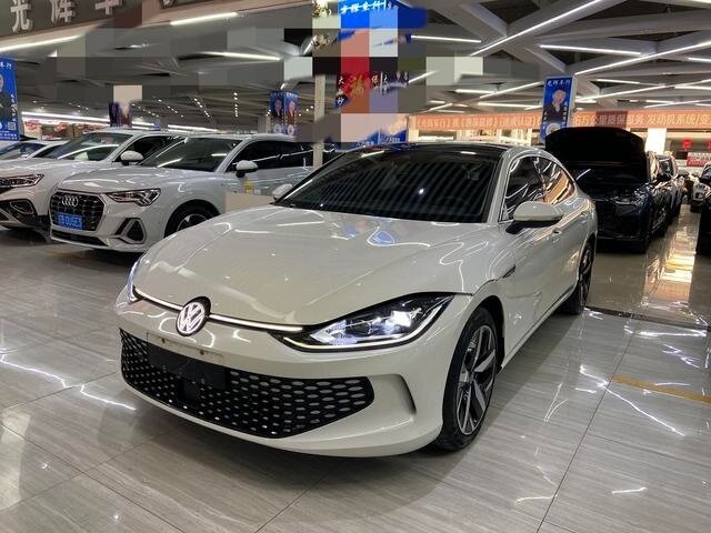 Volkswagen Lamando I Рестайлинг