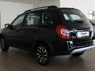 2026 Lada (ВАЗ) Granta Cross I Рестайлинг, чёрный, 1291000 рублей, вид 5