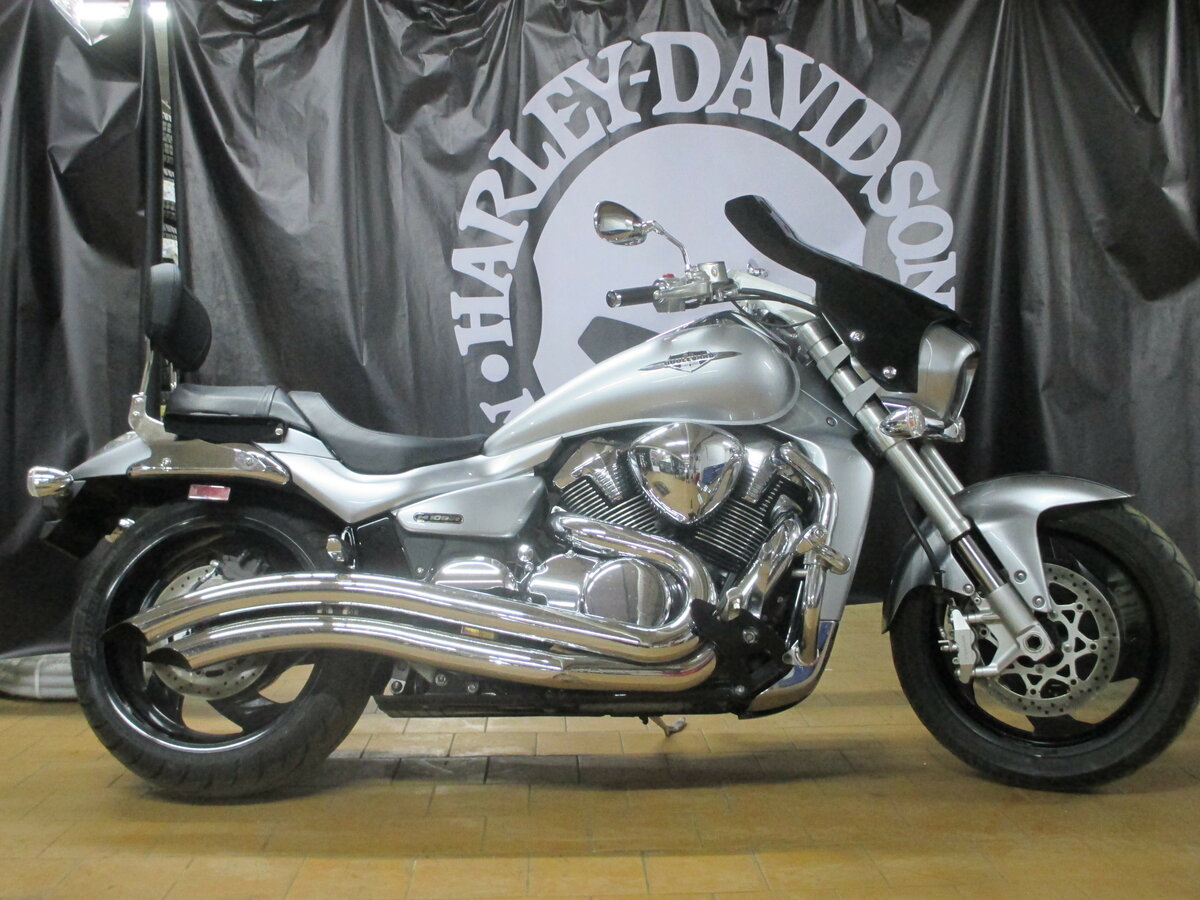 Suzuki Boulevard M109R