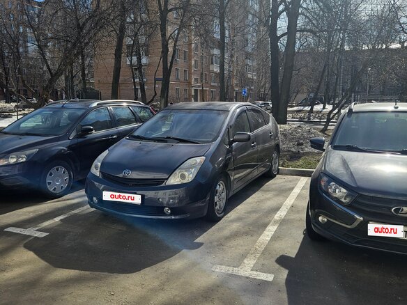 2008 Toyota Prius II Рестайлинг (XW20), серый, 630000 рублей - вид 1