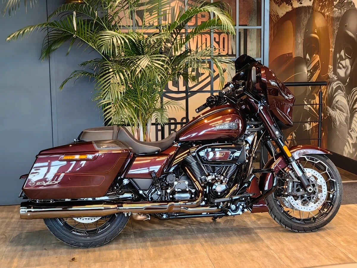 Harley-Davidson CVO Street Glide