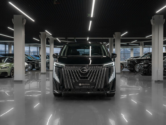 2026 GAC Trumpchi M8 Master Edition II, чёрный - вид 2