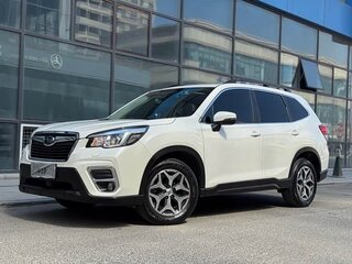 2021 Subaru Forester V, белый, 2590000 рублей, вид 1