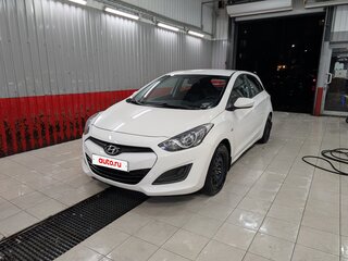 2013 Hyundai i30 II, белый, 890000 рублей, вид 1