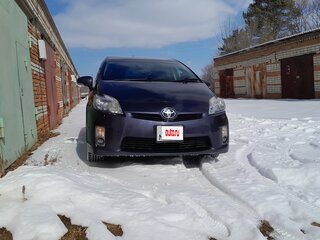 2011 Toyota Prius III Рестайлинг (XW30), фиолетовый, 800000 рублей, вид 1