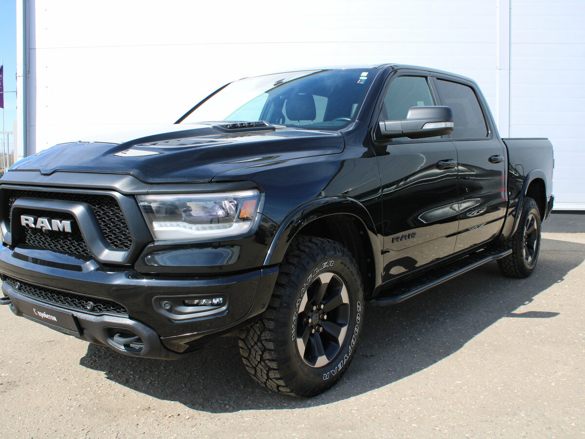 Ram 1500 Crew Cab eTorque V