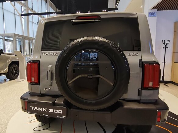 2026 Tank 300 I, серый, 4899000 рублей - вид 3