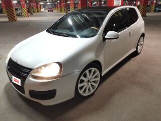 2007 Volkswagen Golf V, белый, 494000 рублей, вид 1