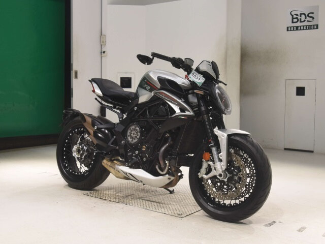 MV Agusta Dragster 800