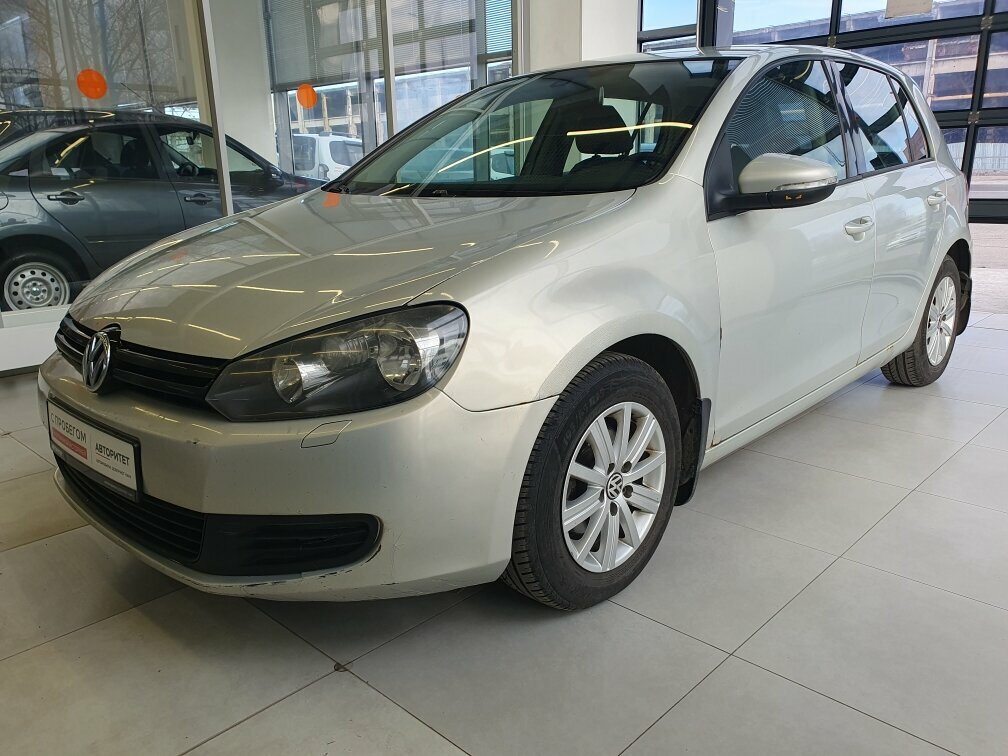 Volkswagen Golf VI