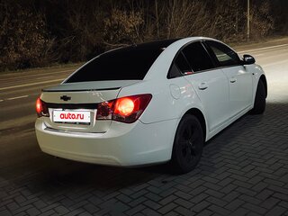 2012 Chevrolet Cruze I, белый, 760000 рублей, вид 2