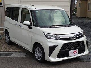 2023 Toyota Roomy I Рестайлинг, белый, 864000 рублей, вид 1