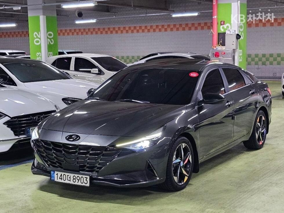 Hyundai Avante VII